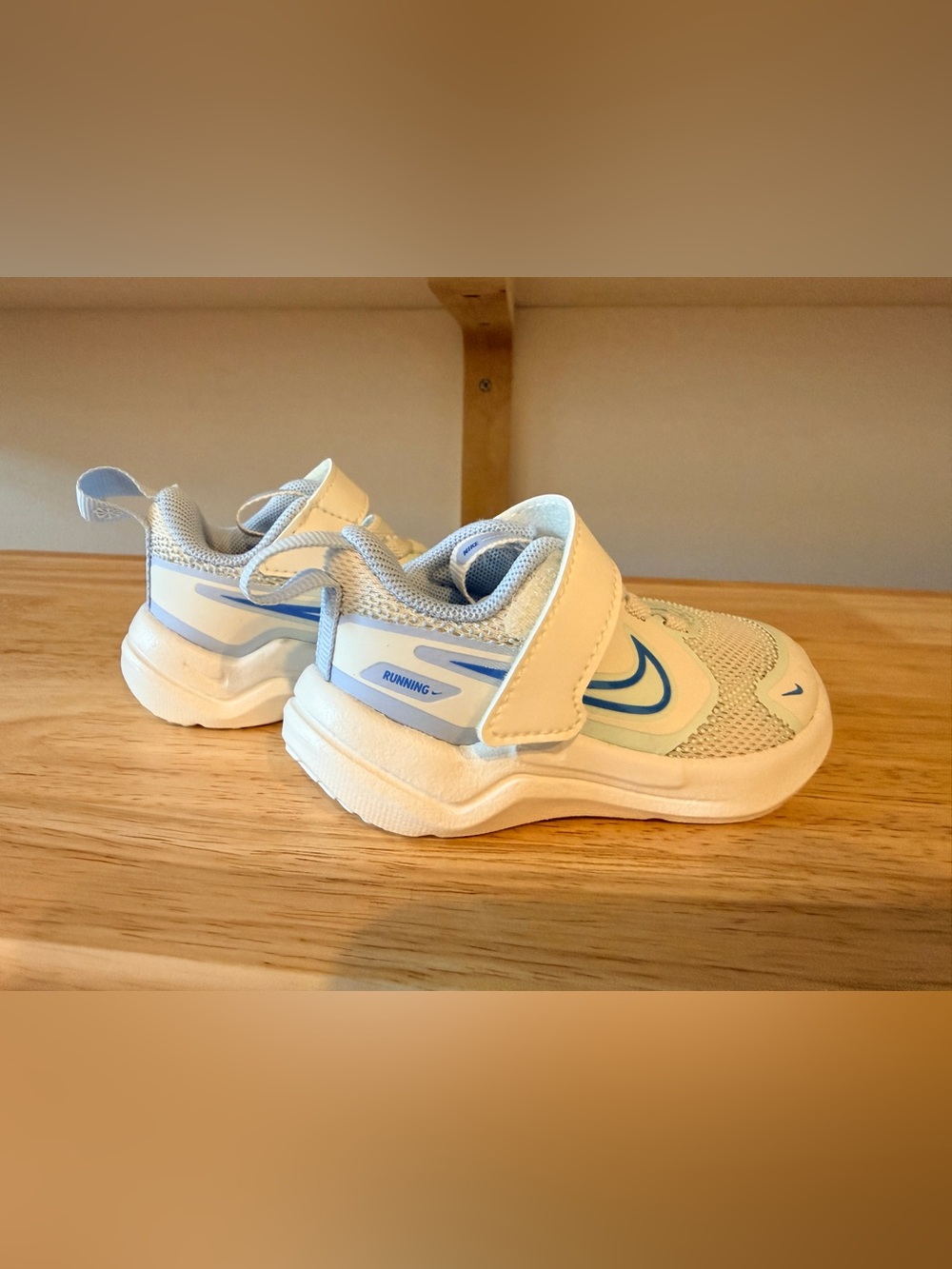 Toddler Nike Sneaker with velcro strap